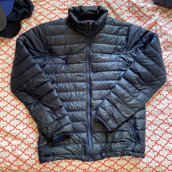 Patagonia | Down Sweater in True Navy - Picture 13 of 17